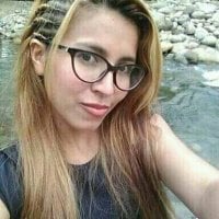 candela_xxx's Offline Chat Room