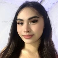 Thea_hugecock69 webcam