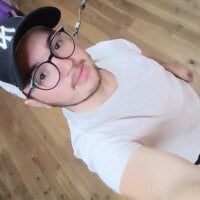 Blowking99's Offline Chat Room