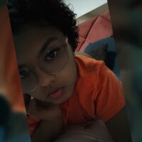 emili_carzon24