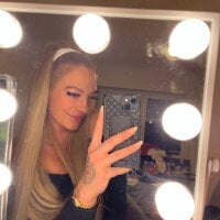 LizzyLush_'s Profile Pic