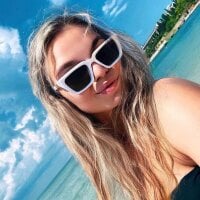 EvaHammonn fully nude on webcam for live porn video chat