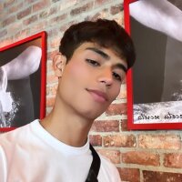 oliverhot2005's Profile Photo