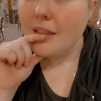 moaningmegan's Offline Chat Room