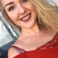 ValerieDance's Offline Chat Room