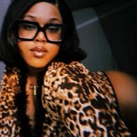 SweetHoneyBunz's Avatar Pic