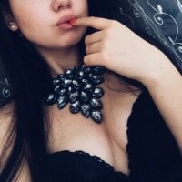 Seva_love Adlı Modelin Çevrimdışı Sohbet Odası