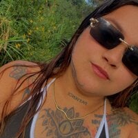 LethalLuna webcam model