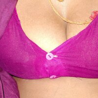 Desichut143 webcam