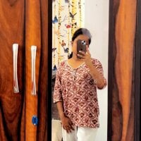 shy_jhanvi webcam model