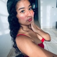 emmakissss webcam model