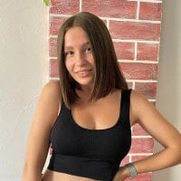 SandraBrittany's Offline Chat Room