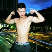 Twinkcock22 webcam model