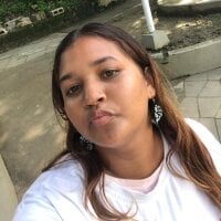 regina_skyn Offline chat-huone