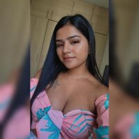 AnnRosse18 fully nude on webcam for live porn video chat