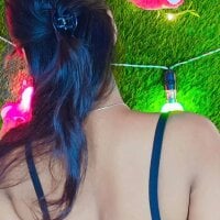 Tamil_benitaLive Webcam