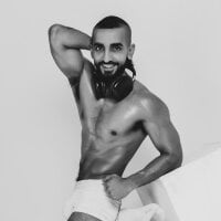 Yiyo10_のアバター写真