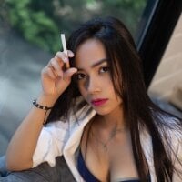 Shanell_2607's Offline Chat Room