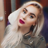 ElizabethRavenna's Offline Chat Room