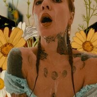 scorpionladyluck's Offline Chat Room