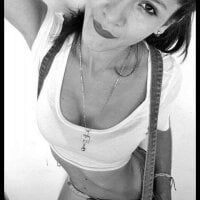 annaishaa_cute's Offline Chat Room