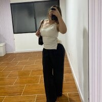 Freydis18 webcam model