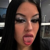 Waltera_White webcam model