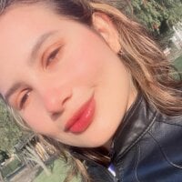 Lola_saenz_ webcam model