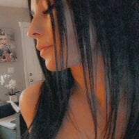 Amira_Amira webcam