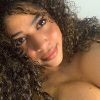 LilyBrunette webcam