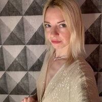 Brightly_Heizer webcam model