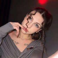 KristySuto's Avatar Pic