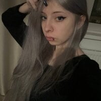 Mariko69meow's Avatar Pic