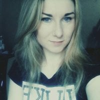 MissKissLika's Offline Chat Room