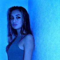 mira_doll's Offline Chat Room