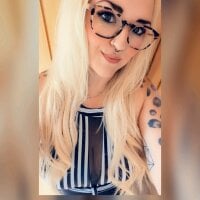Sizzling_Indie36 webcam