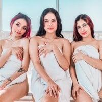 Queens_Paradise_ offline chatrum