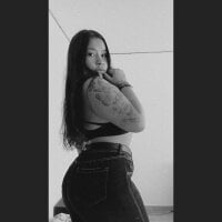 violet_rosse_a webcam model