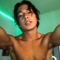 Benjihot_'s Sex Photo Gallery with Nude Pics | Stripchat