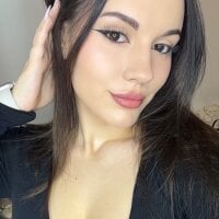 LaylaTasty model avatar