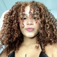 coraline_lara's Offline Chat Room