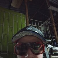 snowballbitch's Offline Chat Room