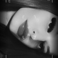 NaughtyGirl12 webcam model