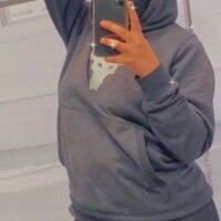 Alluring_Luna29 Offline Chatraum