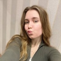 VeronicaOlsonLive Webcam