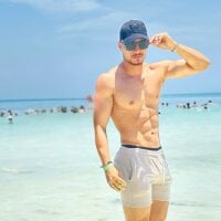 Tonny_2-2cm webcam model