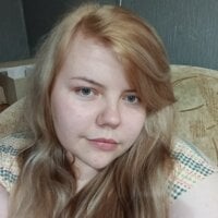 AsmiTKeyn webcam model