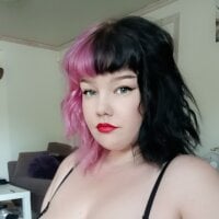 FoxyPrincess@xh's Offline Chat Room
