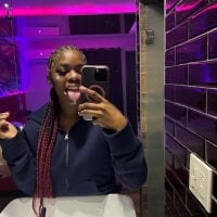 Freakyshiestyyy webcam model