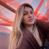 karylaife model avatar